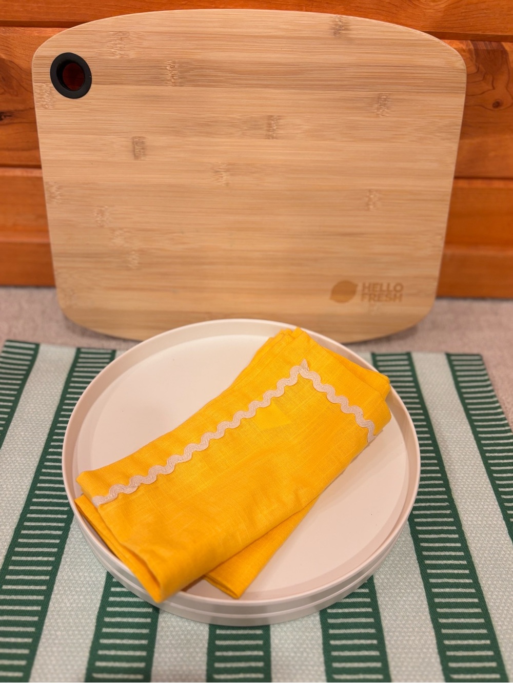 HelloFresh x Alison Brie Supper Club Kit CB2 Plates Geometry Stripe Placemats